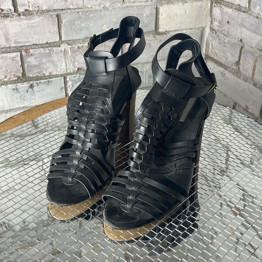 Black Steve Madden Sadaya heeled sandals size 8.5